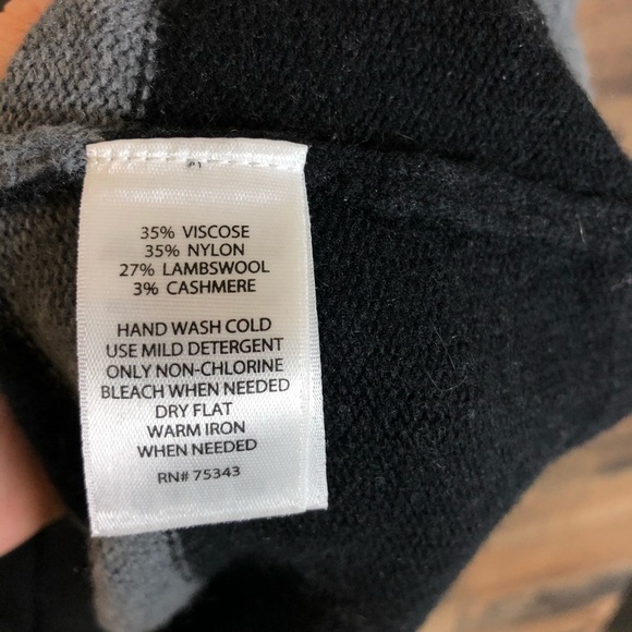 Akini sweater‎ - Picture 7 of 9